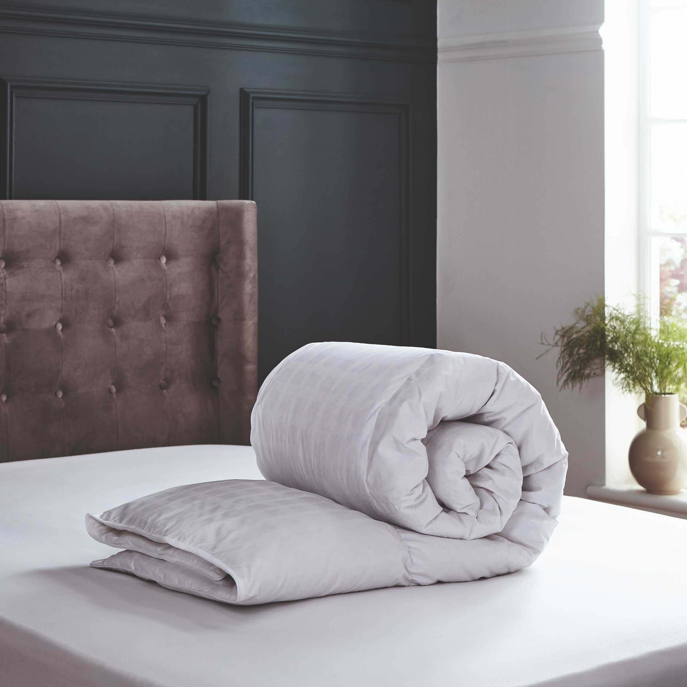 Luxury Goose Down Duvet 4.5 Tog