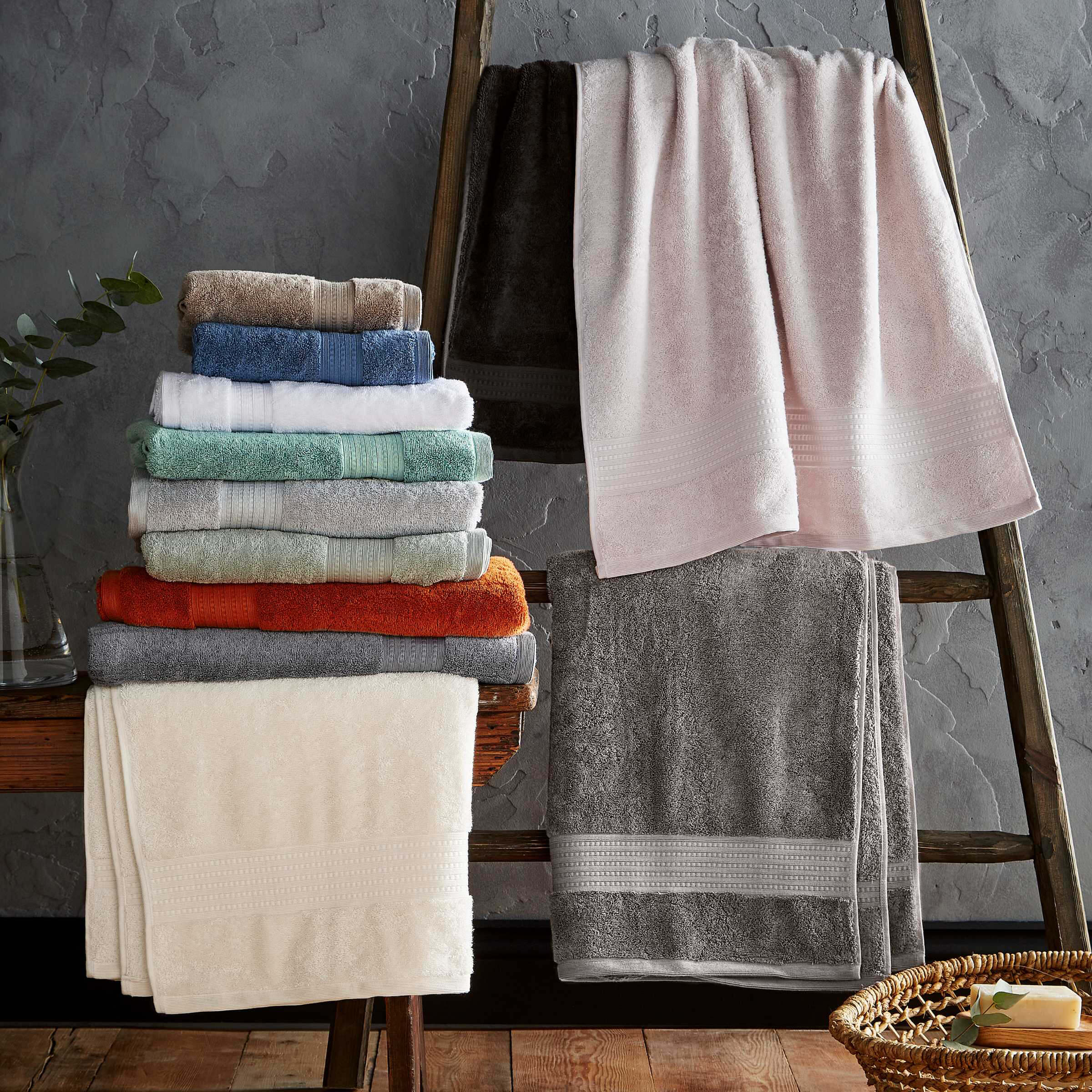Bed bath and hotsell beyond towels clearance