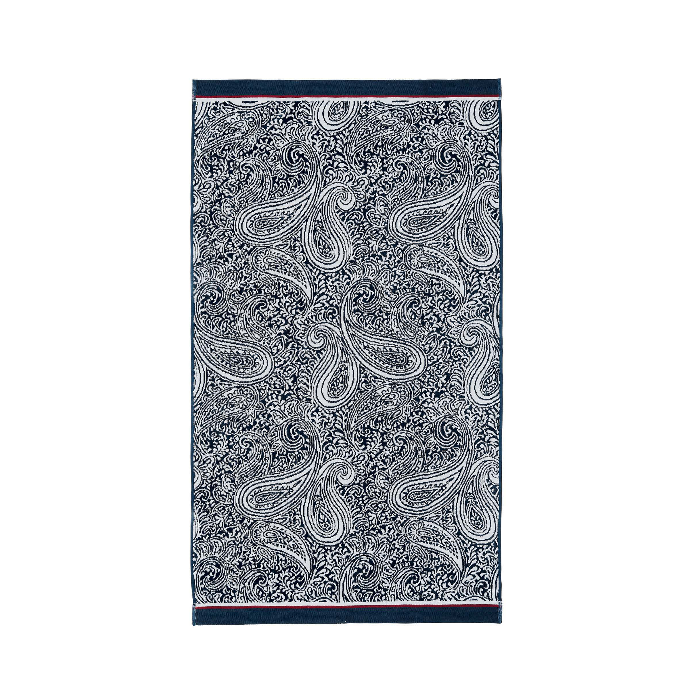Black patterned sales bath towels