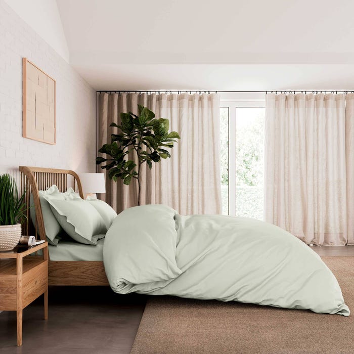 Luxury Plain Green Bedding by Bedeck