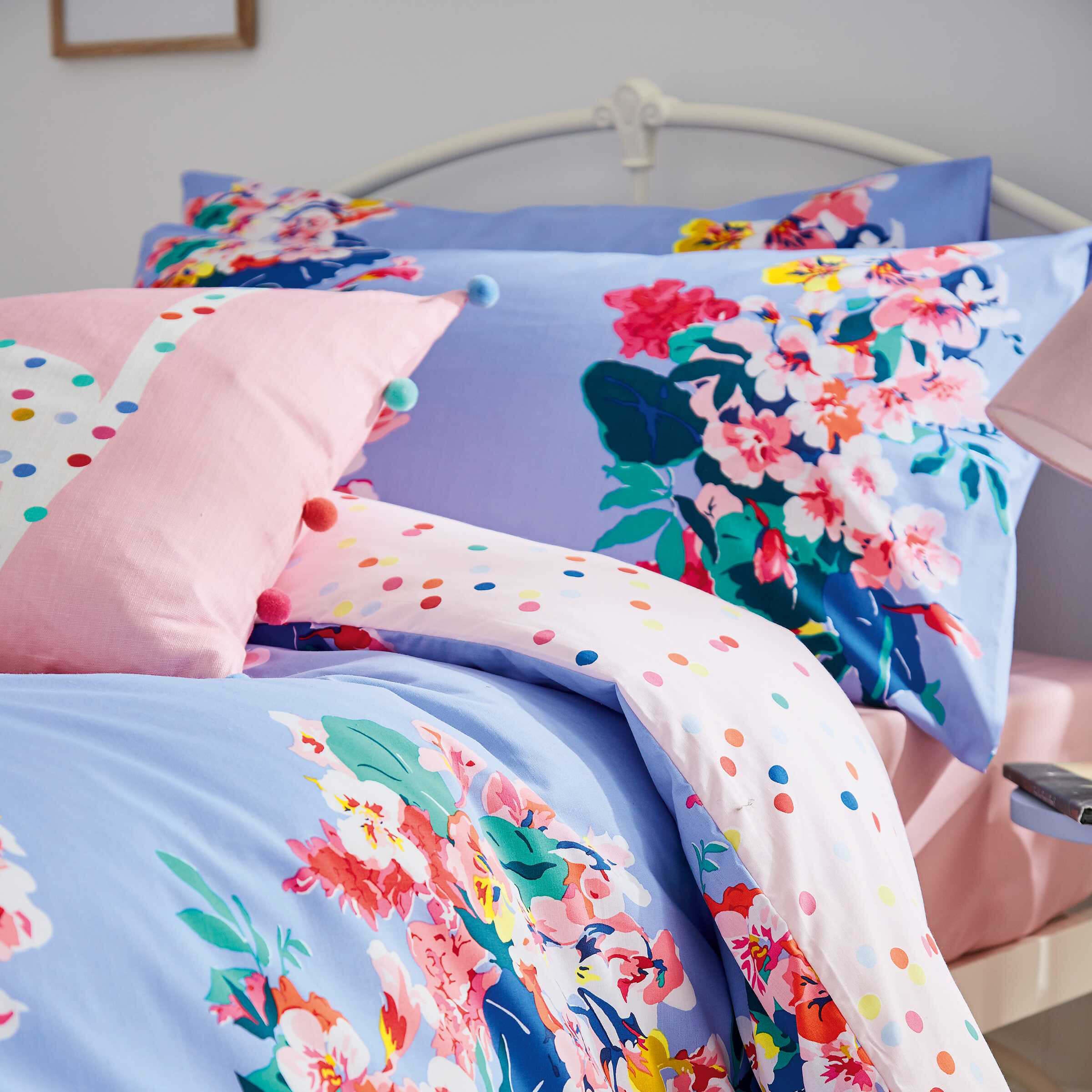 Joules blossom floral on sale pillowcase