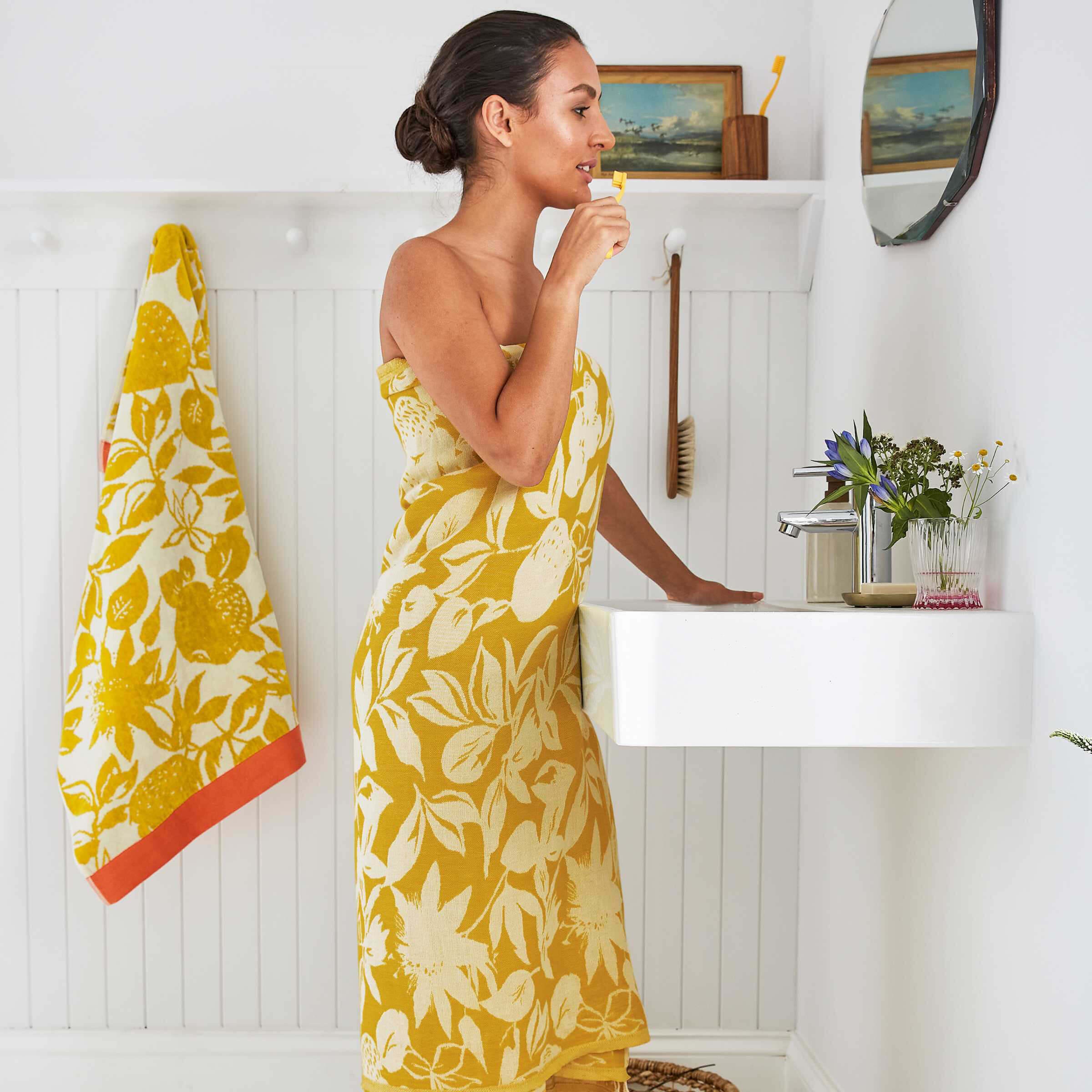 Yellow patterned clearance bath towels