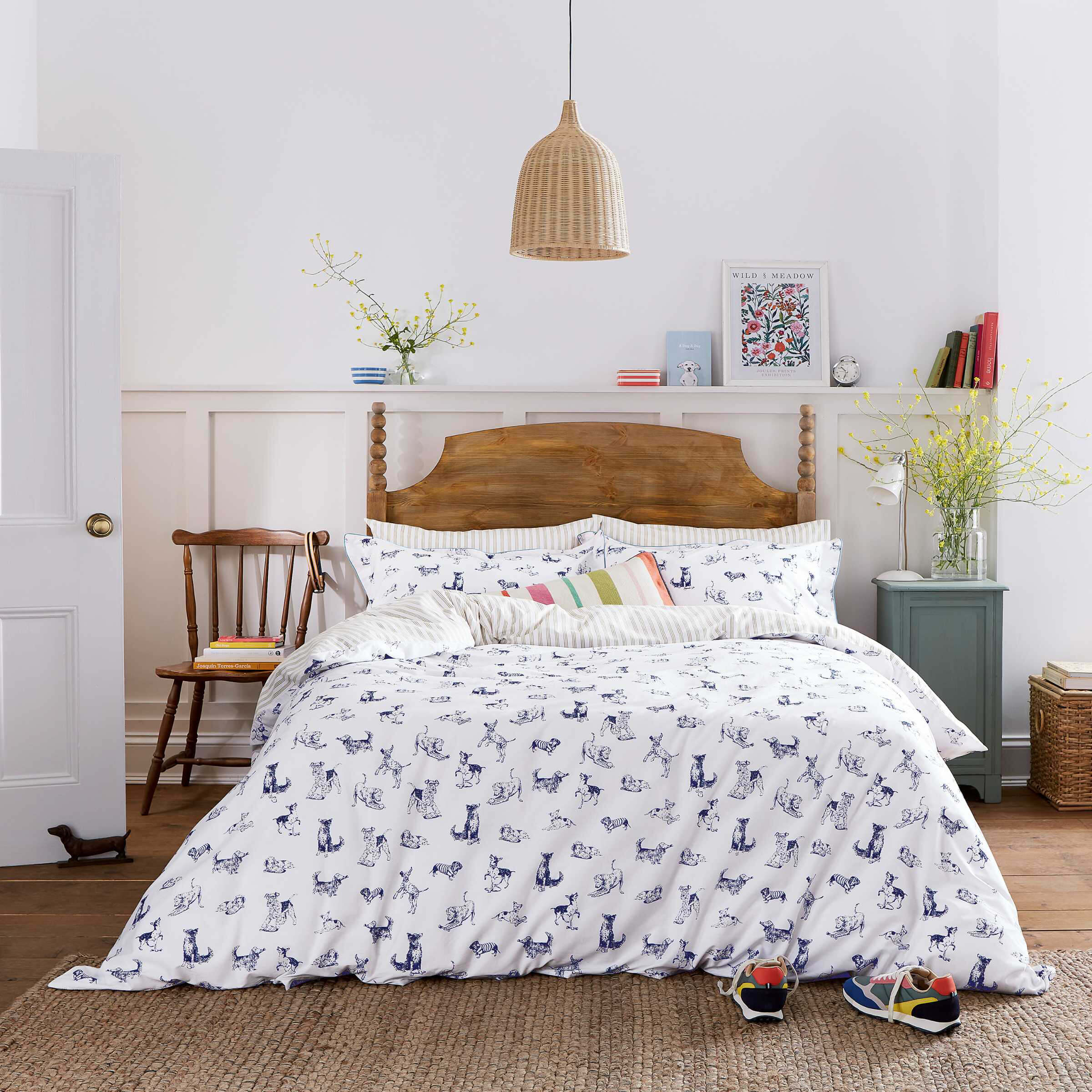 Duvet cover dog outlet