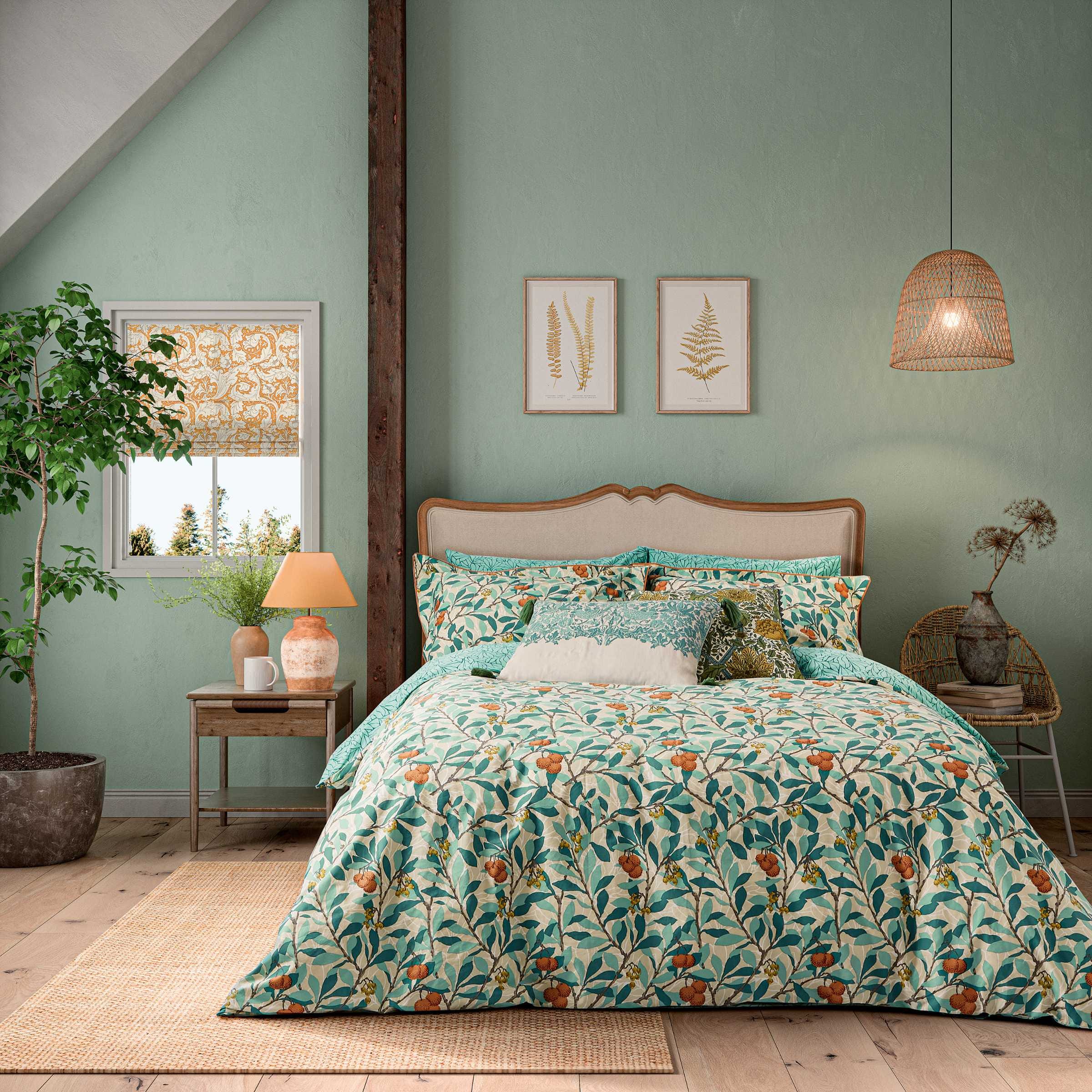 Mint top green bedding