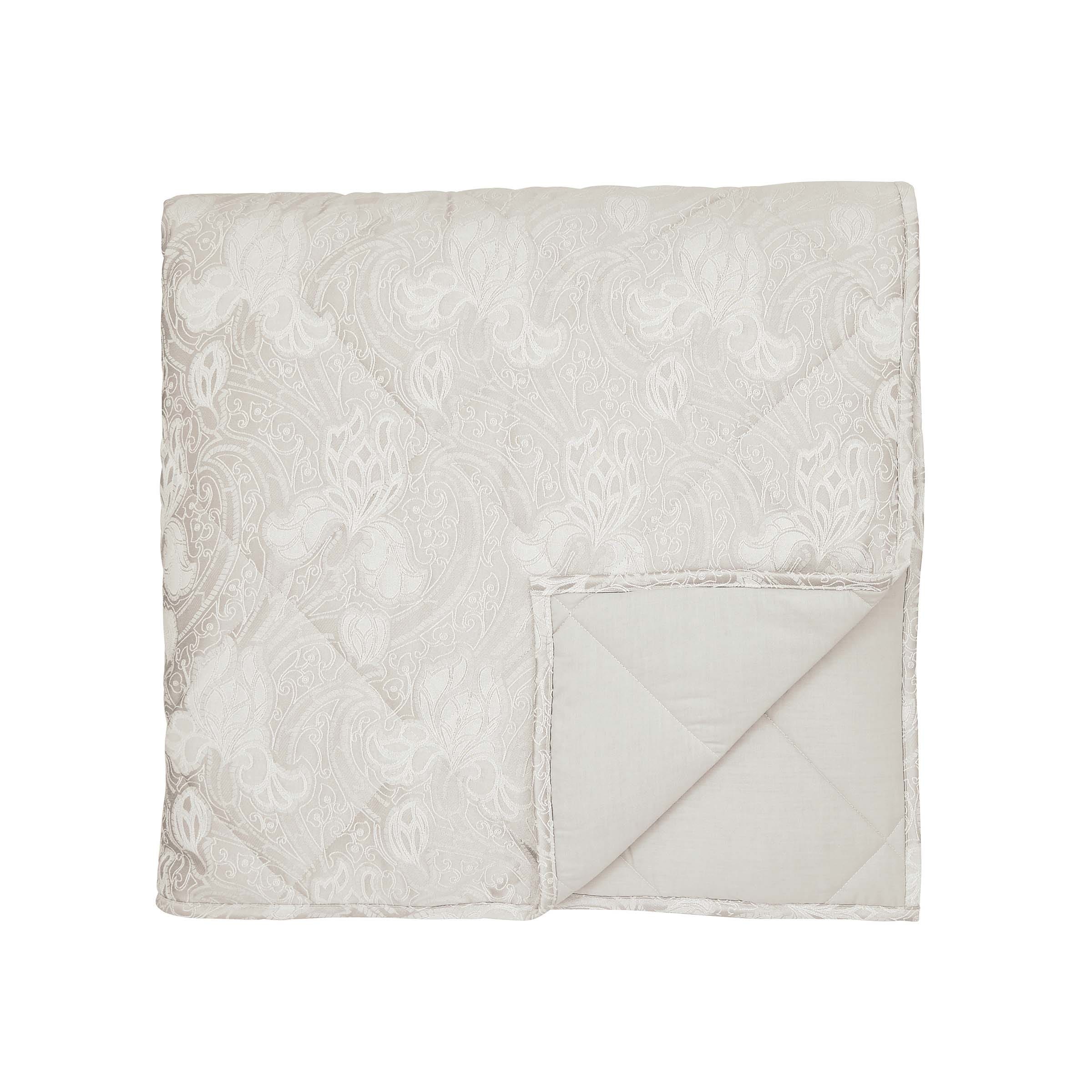 Sanderson quilted bed 2025 throws