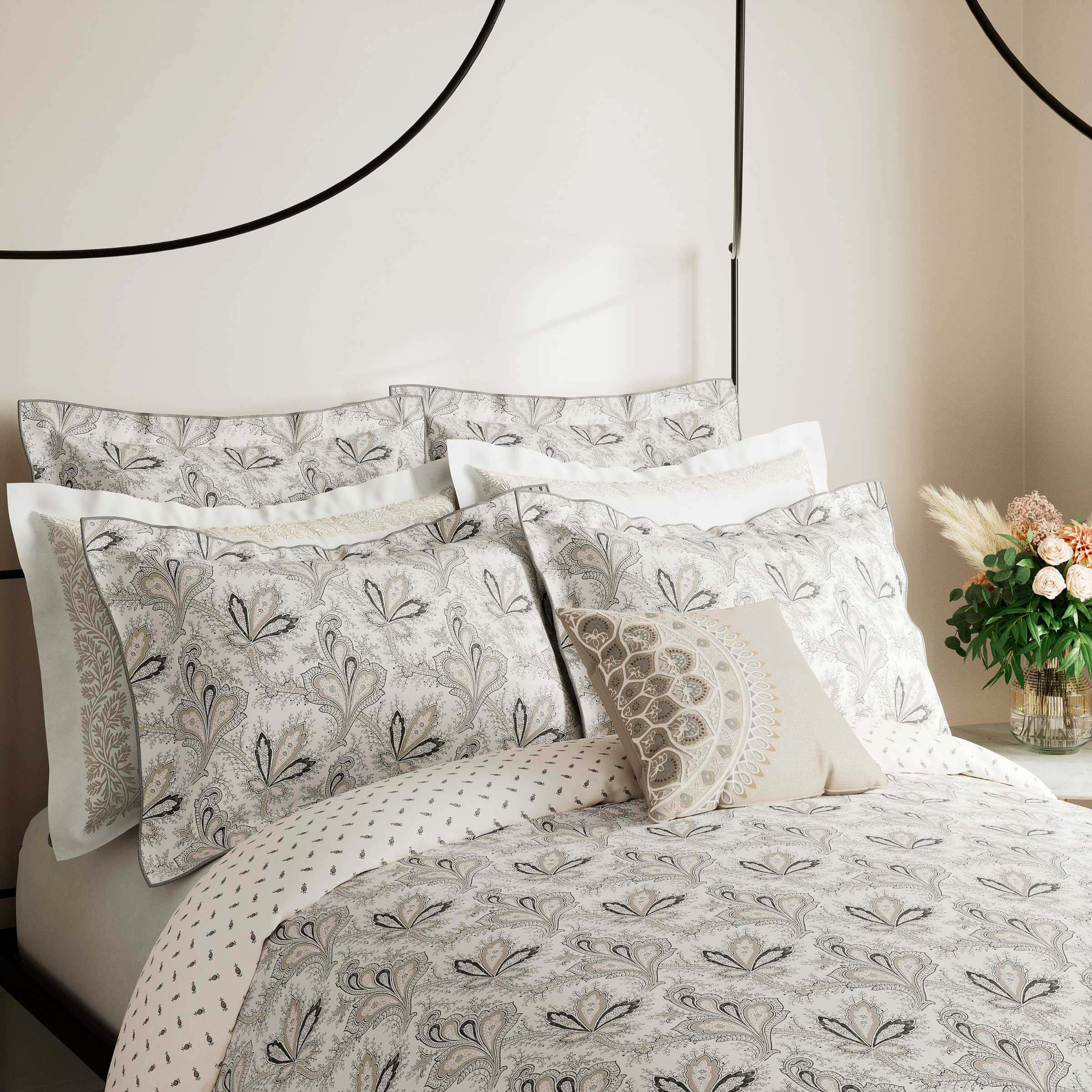 Aria medallion 2025 duvet cover